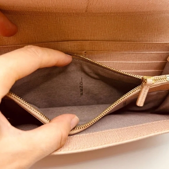 FENDI Pink Beige Leather Logo Plate Long Wallet – Great Preloved Condition - Picture 8 of 12